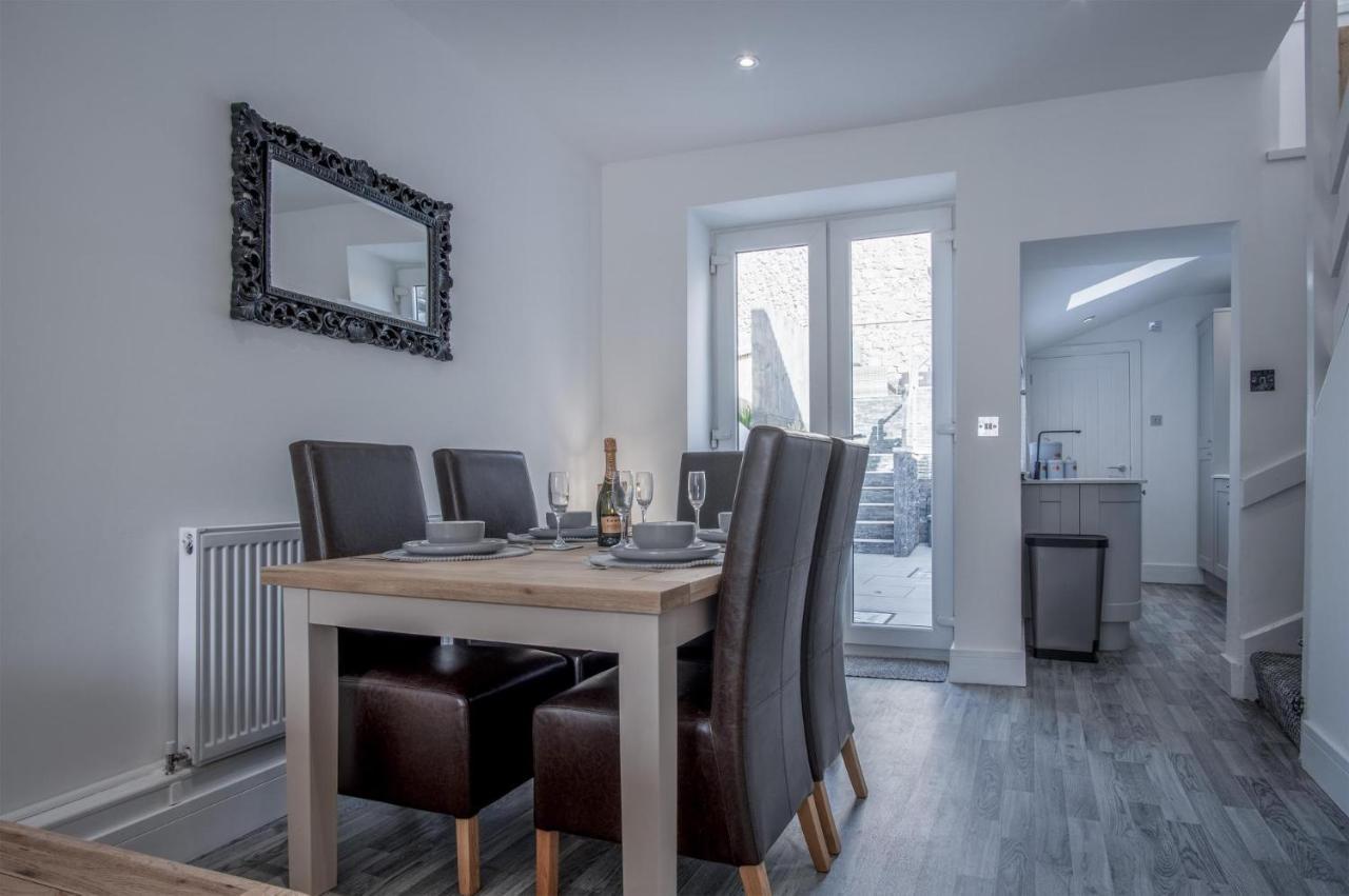 Hawtree Cottage - 2 Bedroom Cottage - United Kingdom Buitenkant foto