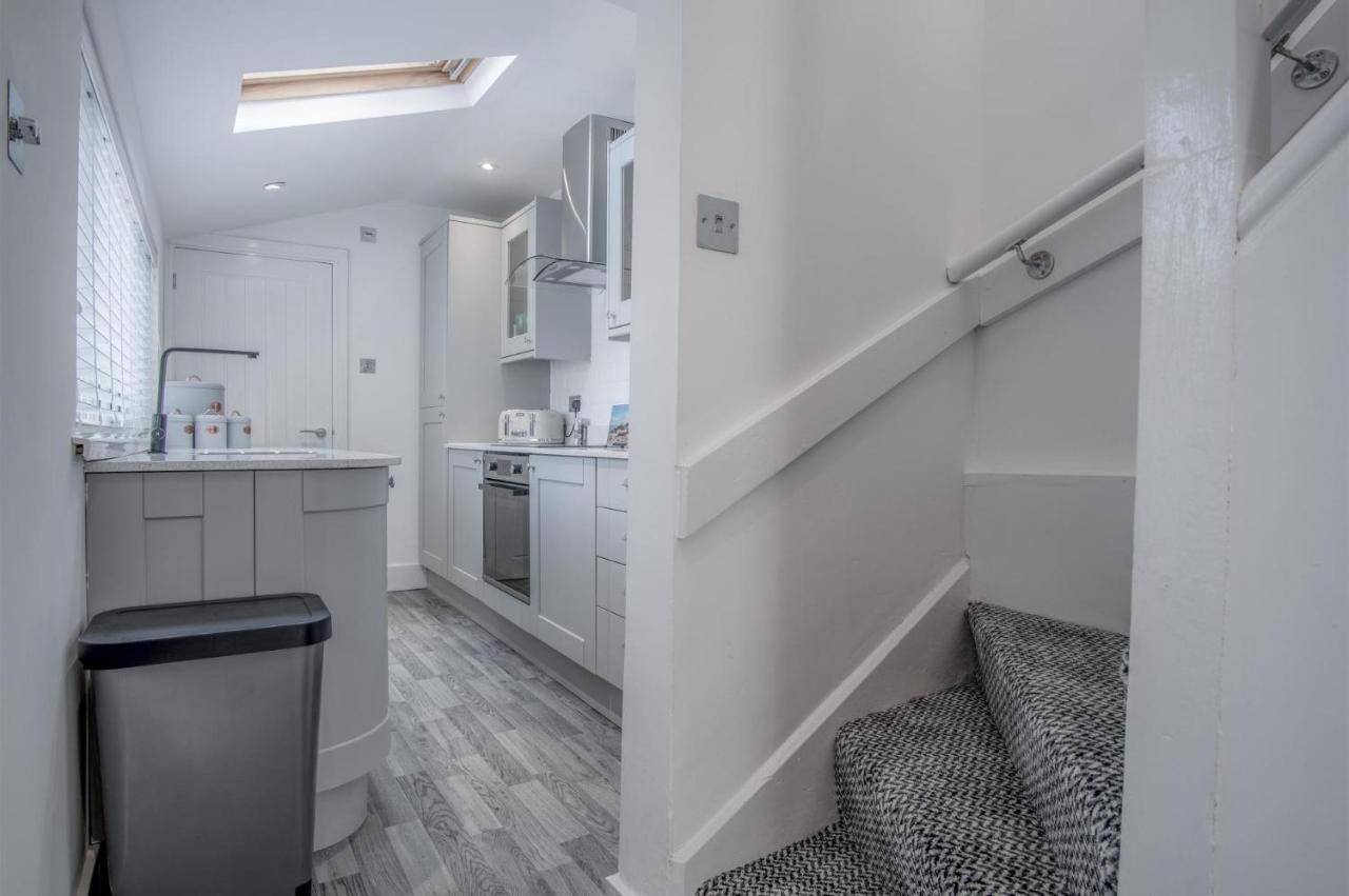 Hawtree Cottage - 2 Bedroom Cottage - United Kingdom Buitenkant foto