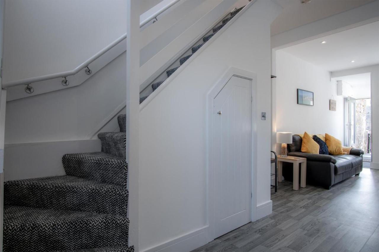 Hawtree Cottage - 2 Bedroom Cottage - United Kingdom Buitenkant foto